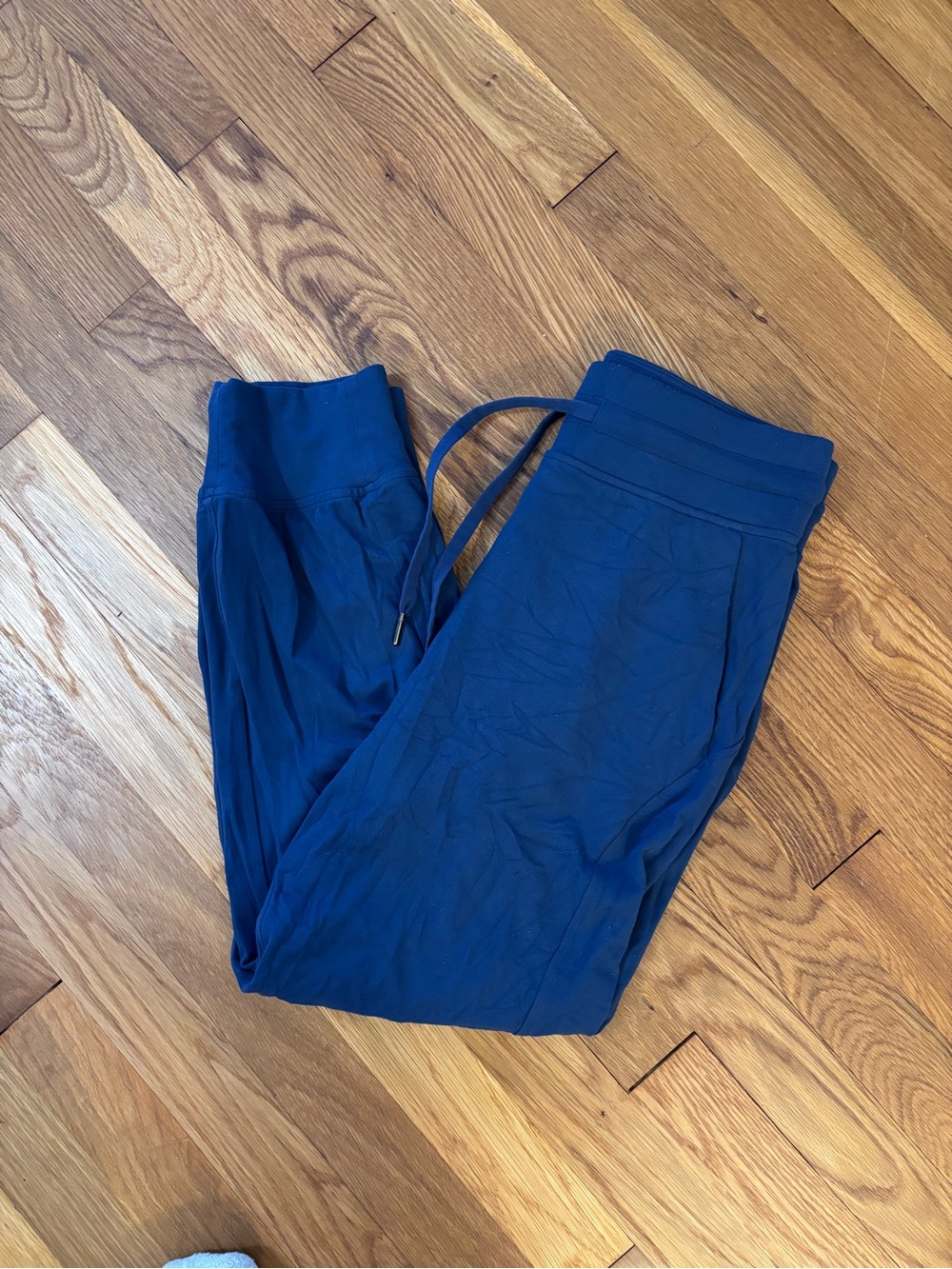Ready to Rulu High-Rise Jogger Size 4